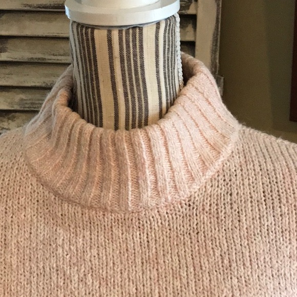 American Eagle sweater - Picture 3 of 5